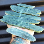 500g Raw New Zealand Greenstone / Pounamu Carving Slices (R14B44)