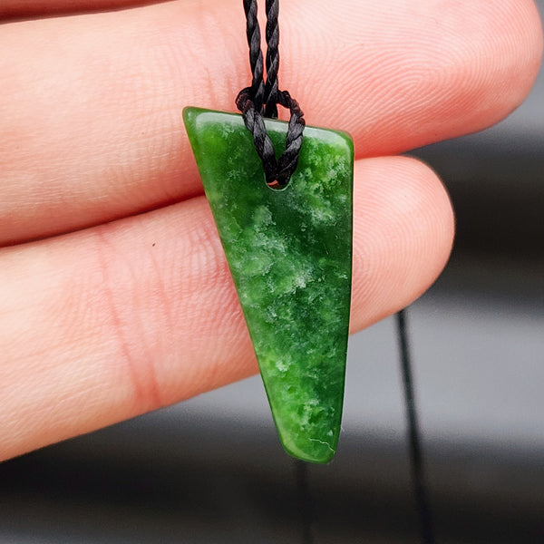 New Zealand Greenstone Pounamu Pendant Necklace (AJJC2130)