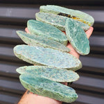 1kg Raw New Zealand Greenstone / Pounamu Carving Slices (R14B216)