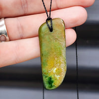 New Zealand Greenstone Pounamu Pendant Necklace (AJJC2235)