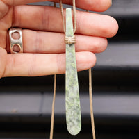 NZ Light Greenstone Pounamu Toki Pendant Necklace (N73)