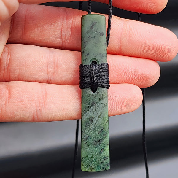 NZ Greenstone Pounamu Toki Pendant Necklace (N45)