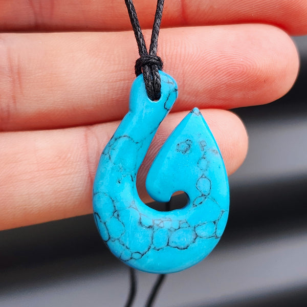 Turquoise Traditional NZ Maori Hook Carving Pendant Necklace