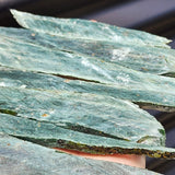 500g Raw New Zealand Greenstone / Pounamu Carving Slices (R14B10)