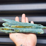 500g Raw New Zealand Greenstone / Pounamu Carving Slices (R14B10)