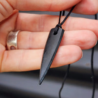 NZ Black Greenstone Pounamu Spear Pendant Necklace (N68)