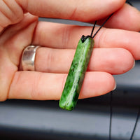 New Zealand Greenstone Pounamu Pendant Necklace (AJJC2124)