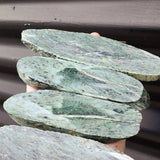 1kg Raw New Zealand Greenstone / Pounamu Carving Slices (R14B114)