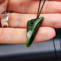 New Zealand Greenstone Pounamu Pendant Necklace (AJJC2146)