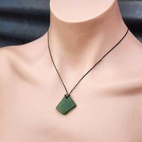 New Zealand Greenstone Pounamu Pendant Necklace (AJJC2166)