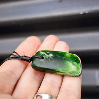 New Zealand Greenstone Pounamu Pendant Necklace (AJJC2161)