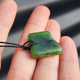 New Zealand Greenstone Pounamu Pendant Necklace (AJJC1842)