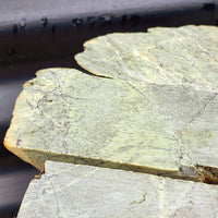 1kg Raw New Zealand Greenstone / Pounamu Carving Slices (R14B90)