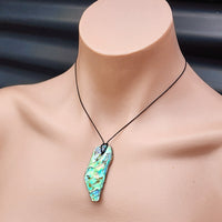 Natural Paua Abalone Free Shape Pendant Necklace (1BBB254)