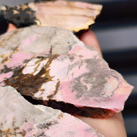 500g Raw New Zealand Rhodonite / Pink Pounamu Carving Slices (R14B73)