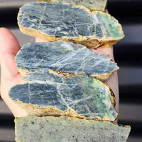 1.2kg Raw New Zealand Greenstone / Pounamu Carving Slices (R14B143)