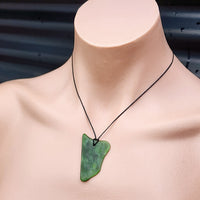 New Zealand Greenstone Pounamu Pendant Necklace (AJJC2126)