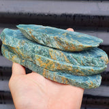 1kg Raw New Zealand Greenstone / Pounamu Carving Slices (R14B85)