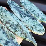 500g Raw New Zealand Greenstone / Pounamu Carving Slices (R14B24)