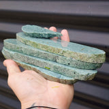 1kg Raw New Zealand Greenstone / Pounamu Carving Slices (R14B119)