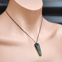 New Zealand Greenstone Pounamu Pendant Necklace (AJJC2120)