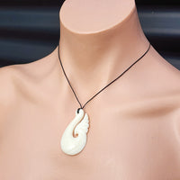 Natural Hand Carved Maori Bone Carving Pendant Necklace - Hook With Wing