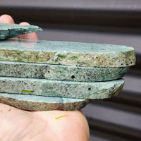 1kg Raw New Zealand Greenstone / Pounamu Carving Slices (R14B119)