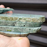 1kg Raw New Zealand Greenstone / Pounamu Carving Slices (R14B119)