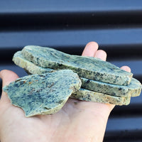 500g Raw New Zealand Greenstone / Pounamu Carving Slices (R14B16)