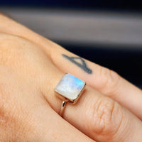 (O) Solid Sterling Silver & Moonstone Handmade Solitaire Ring