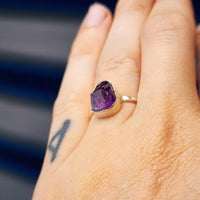 (O) Solid Sterling Silver & Natural Raw Amethyst Irregular Handmade Signet Ring