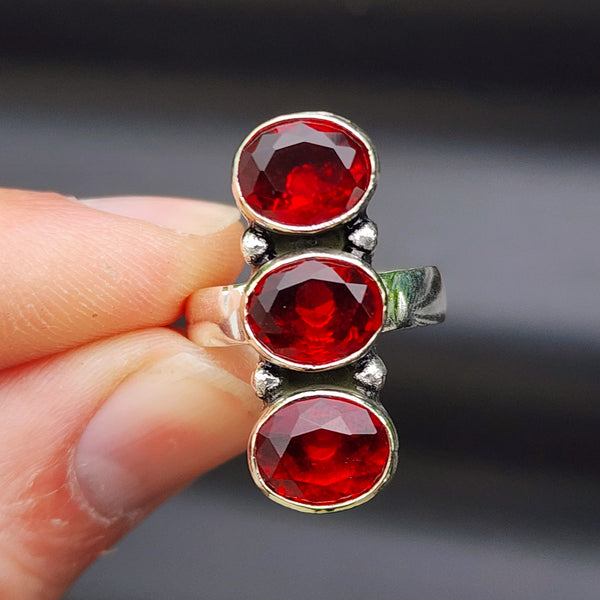 (Q) Solid Sterling Silver & Triple Setting Natural Garnet Handmade Solitaire Ring